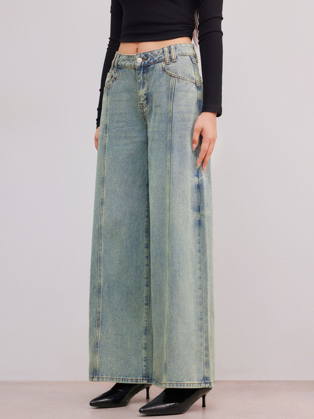 Denim Low Rise Solid Wide Leg Jeans