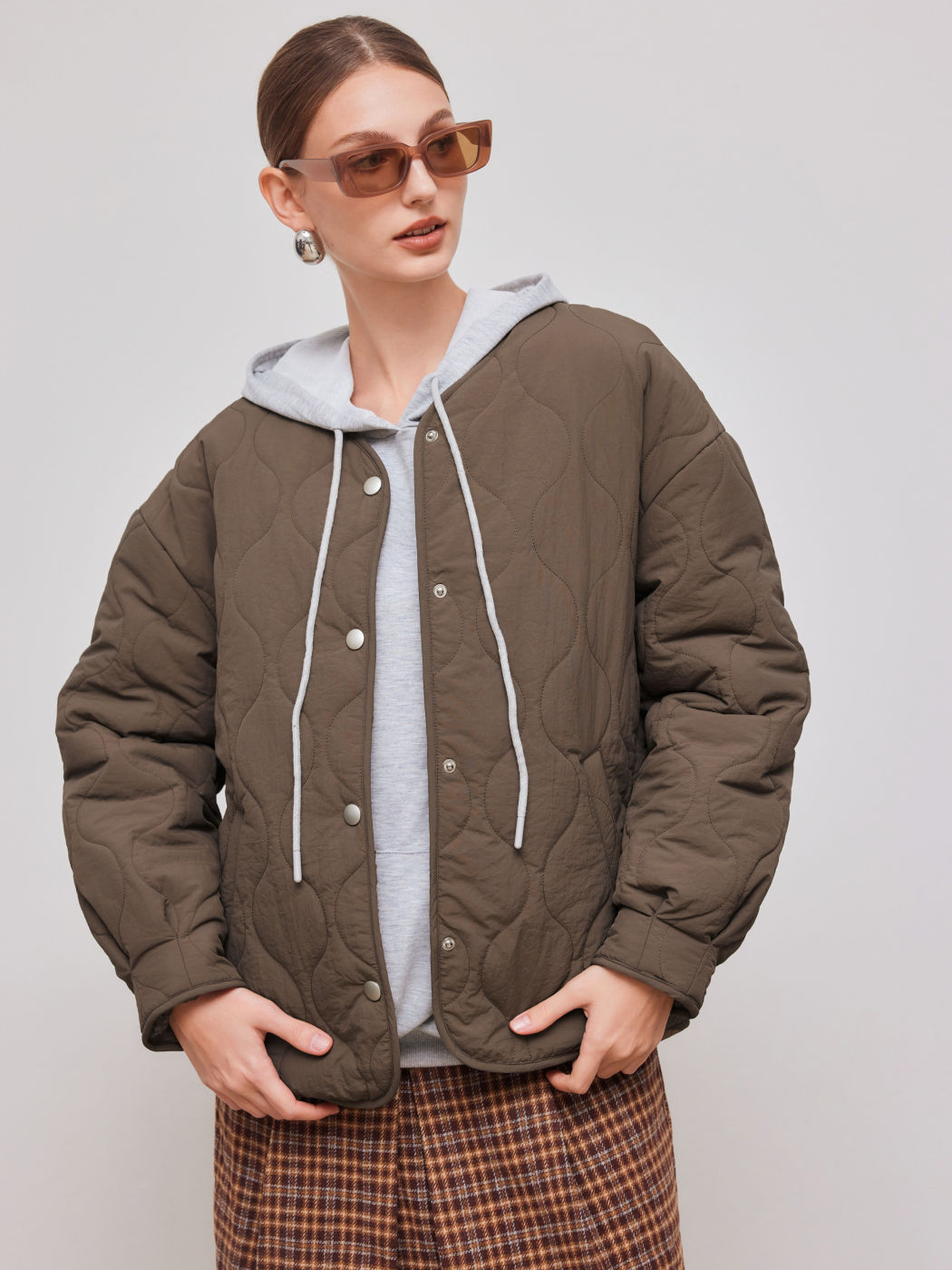 Round Neckline Solid Fleece-Lined Pocket Puffer