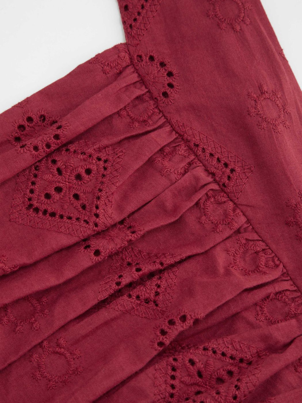 100% Baumwoll-Midi-Kleid mit englischer Stickerei und Rückenausschnitt und Schleife