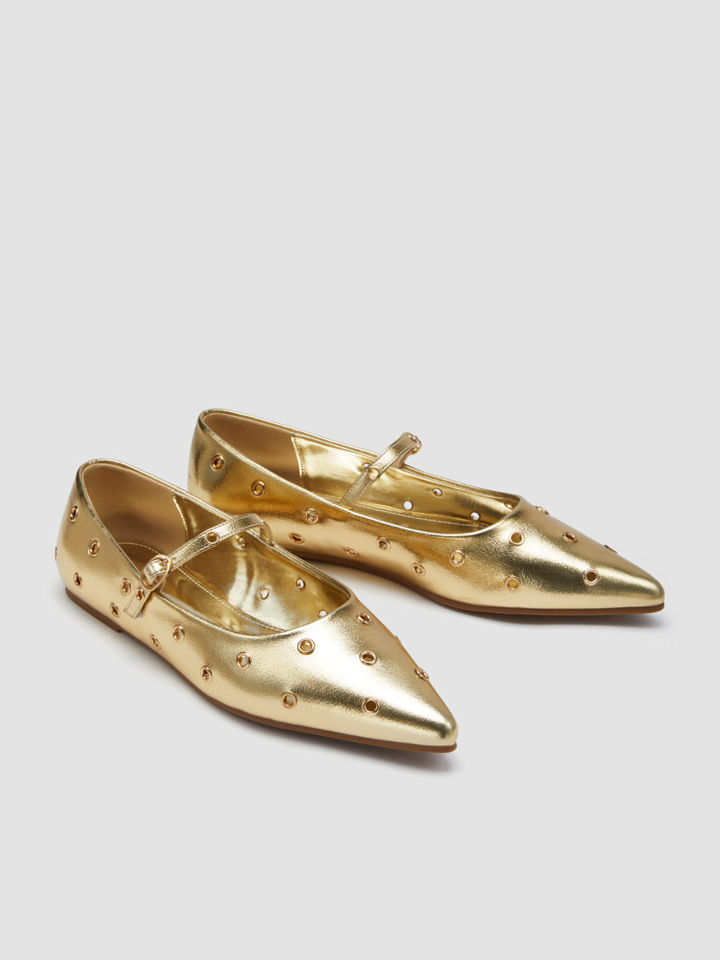 POINTED TOE EYELET FLATS