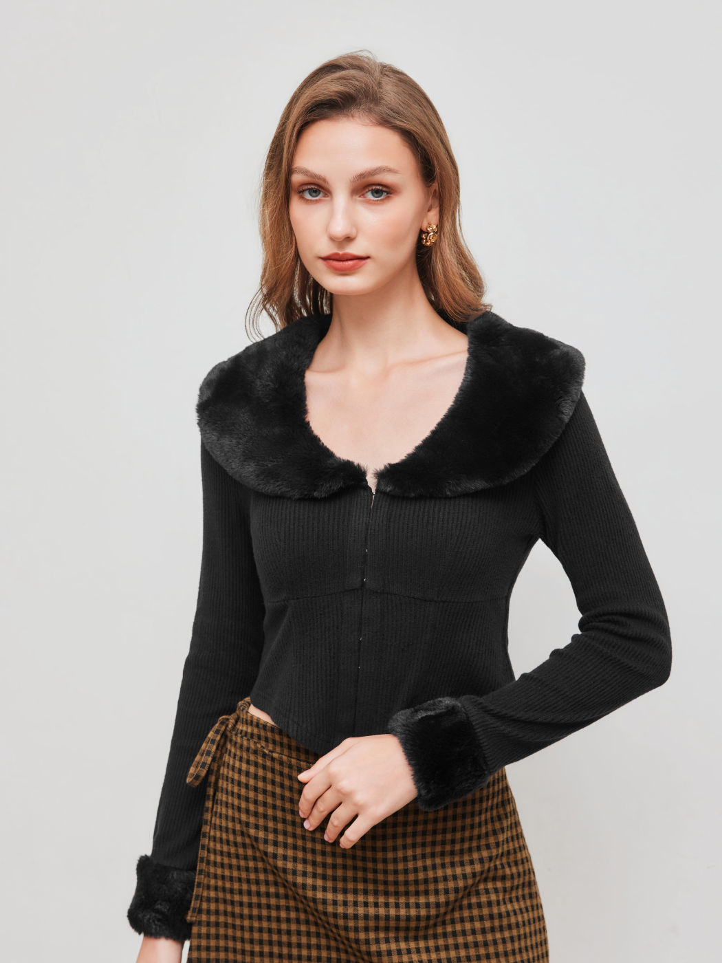 Faux-Fur Collar Solid Long Sleeve Top