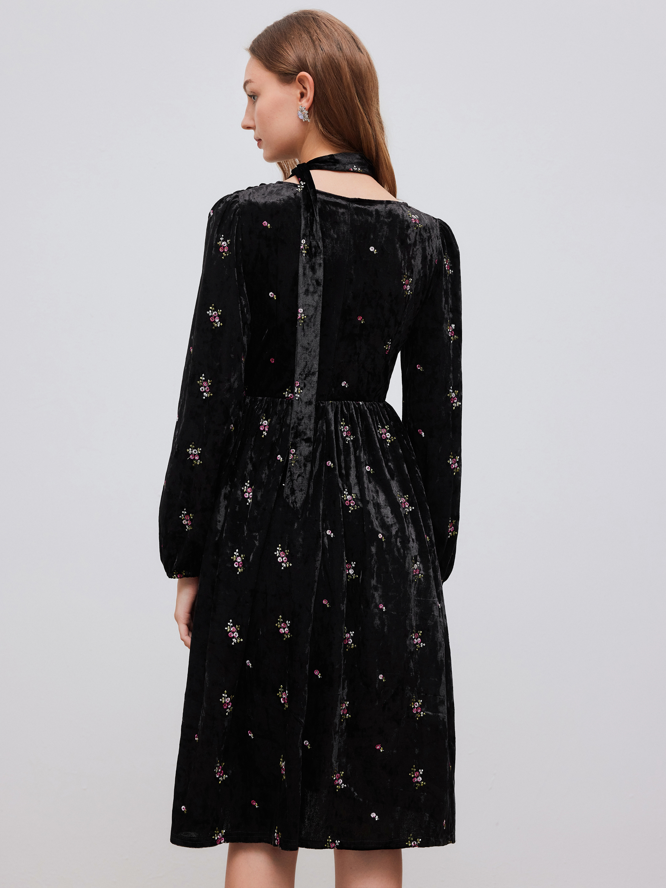 Velvet V-neck Floral Embroidery Midi Dress With Scarf