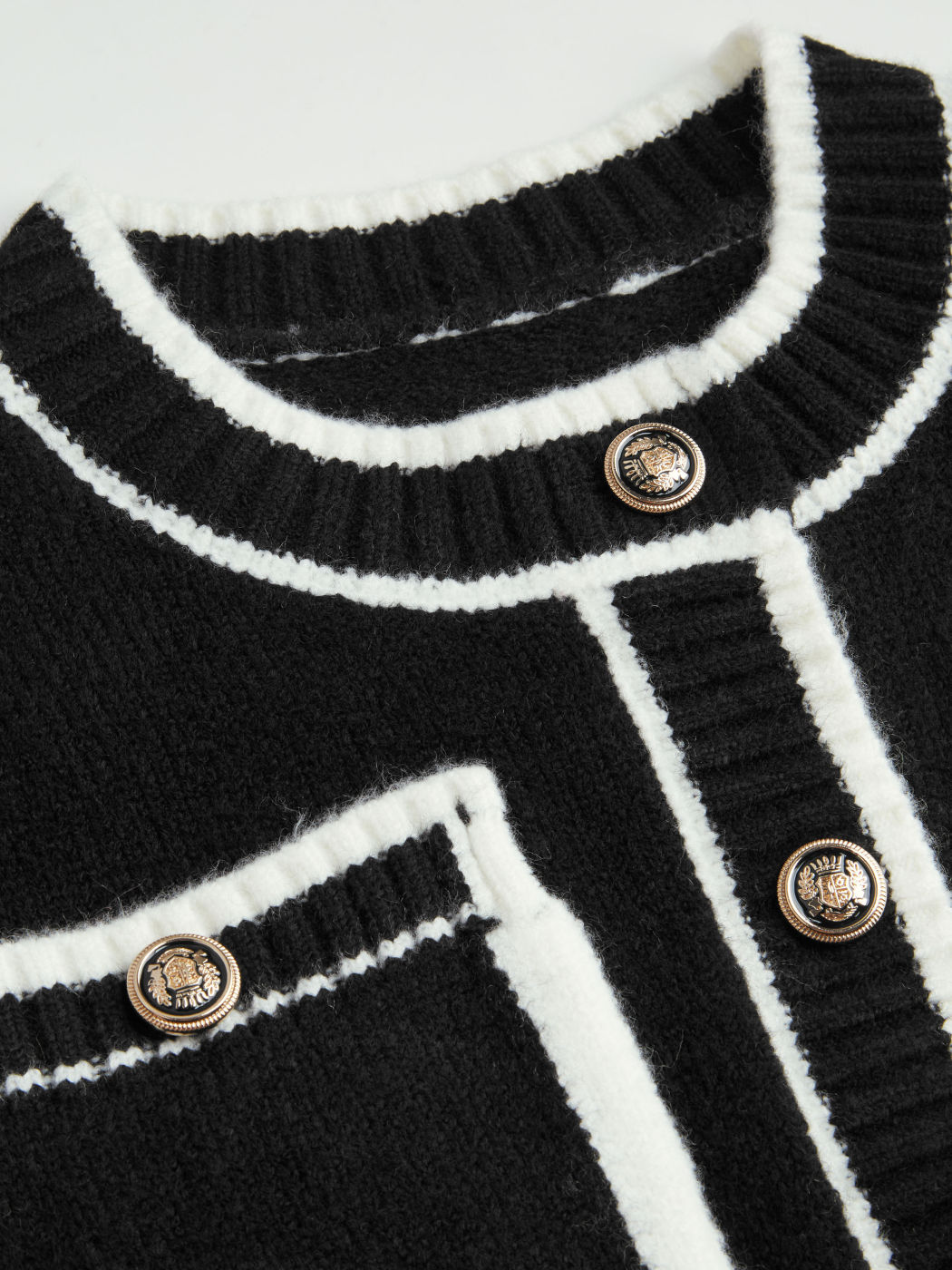 Knit Round Neckline Contrasting Binding Cardigan