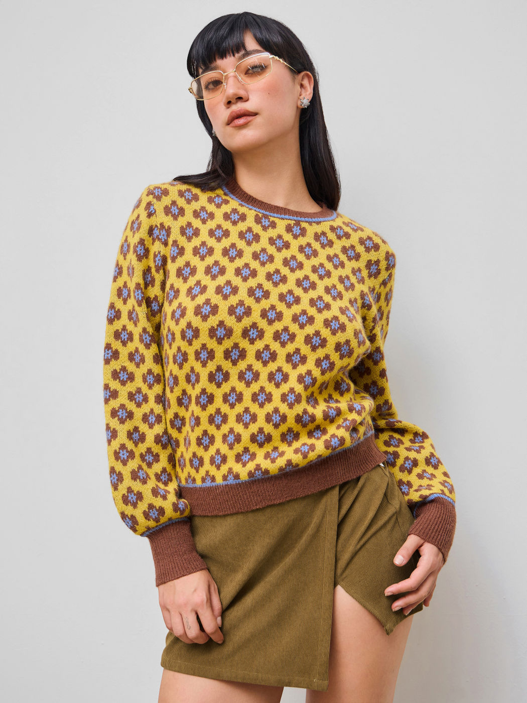 Knit Round Neckline Floral Sweater