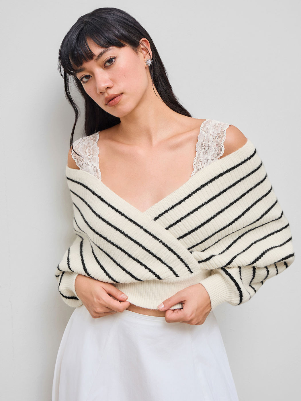 Knit V-neck Striped Lace Trim Wrap Long Sleeve Crop Oversized Top