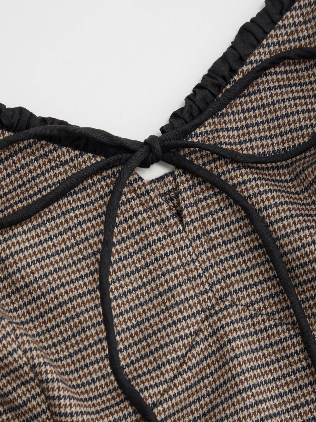 U-neckline Houndstooth Knotted Ruffle Layered Mini Dress