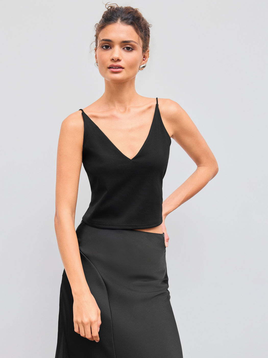 V-neck Solid Crop Cami Top