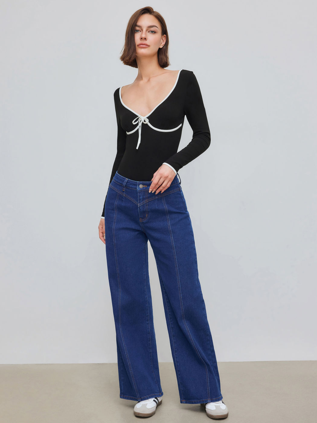 Stretch Denim Mid Rise Pocket Baggy Jeans