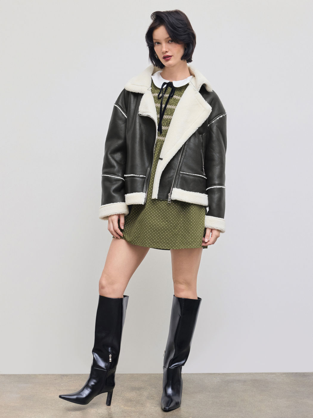 Faux Shearling Collar Solid Pocket Zipper Jacket