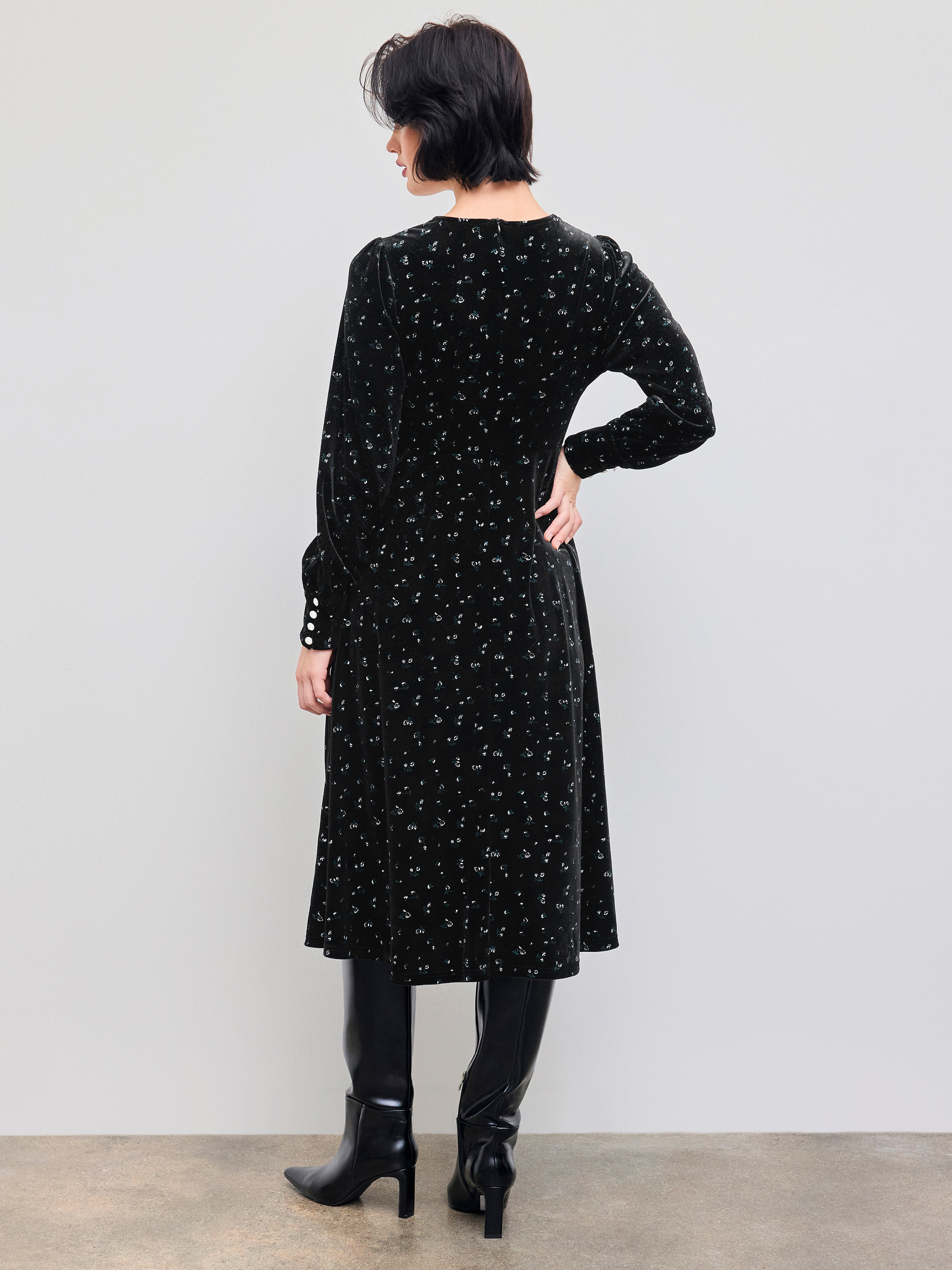 Velvet Velvet V-neck Lace Floral Ruffle Midi Dress For Coffee Shop