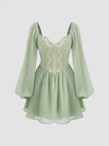 Baumwollmischung Herz-Ausschnitt Blumenstickerei Rüschen Minikleid