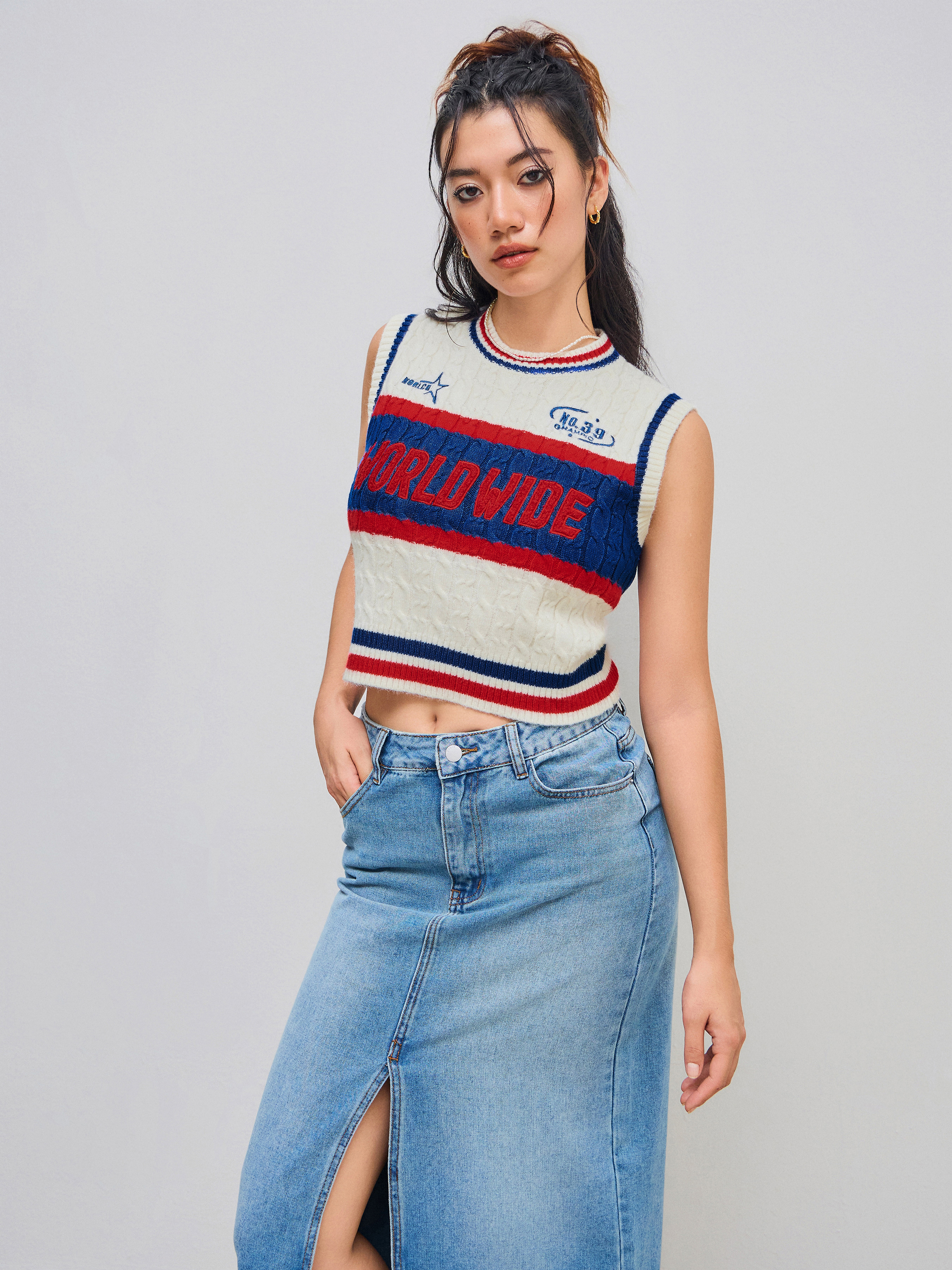 Sweater Vest Jersey Round Neckline Cherry Graphic