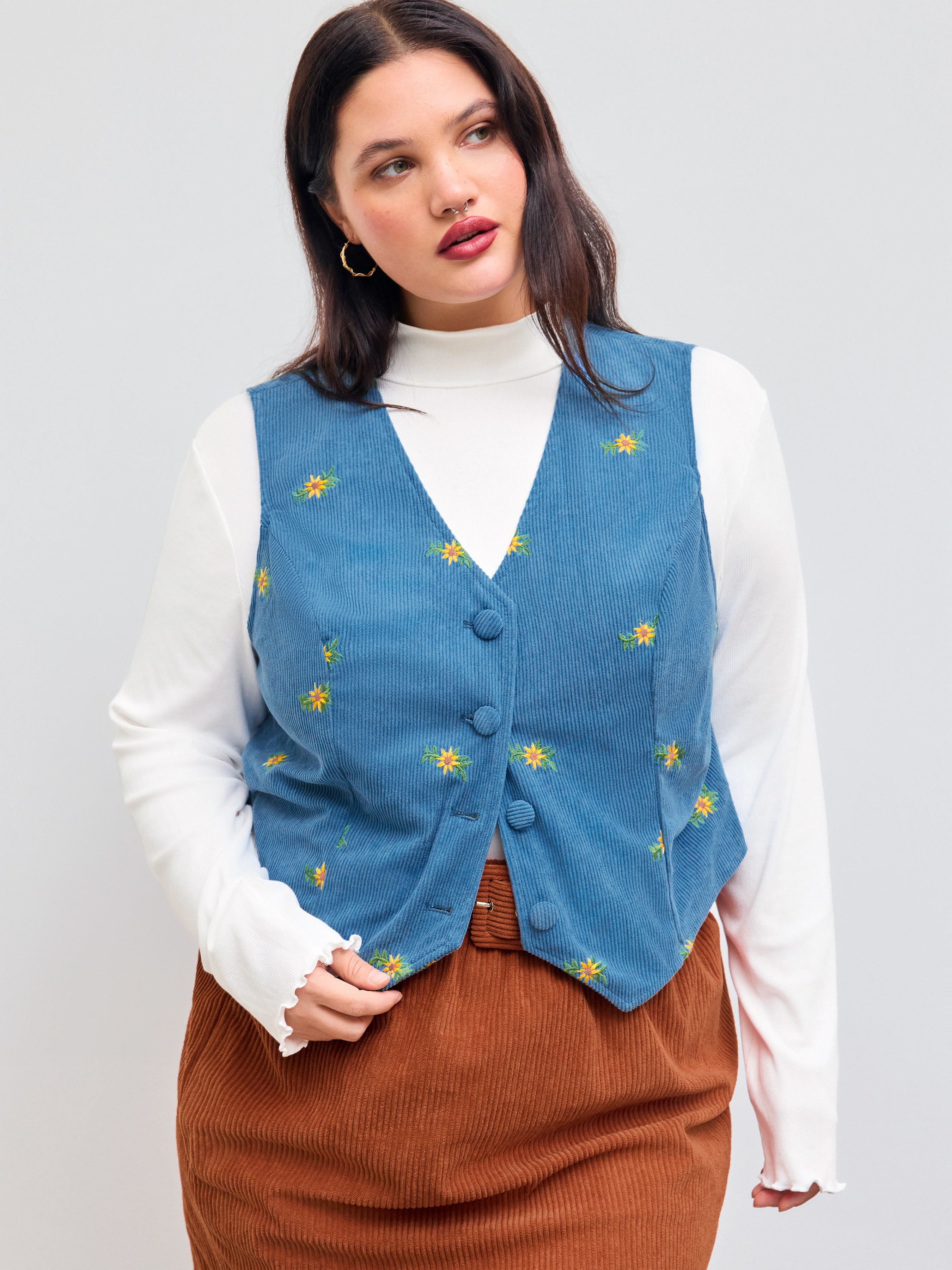EMBROIDERY CORD VEST