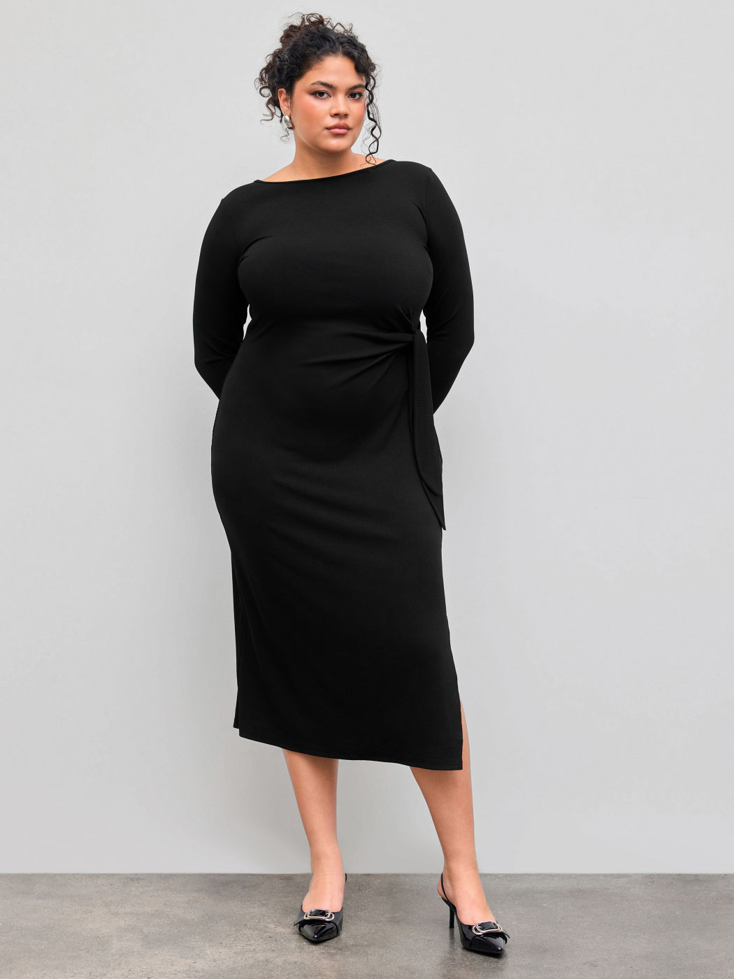 Round Neckline Solid Knotted Midi Dress Curve & Plus