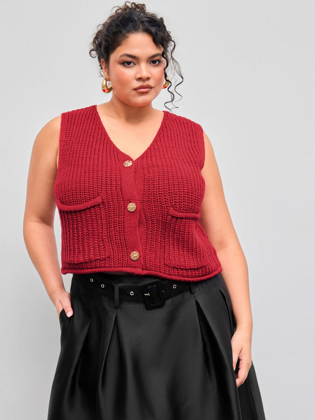 Knit V-neck Solid Button Pocket Crop Vest Curve & Plus