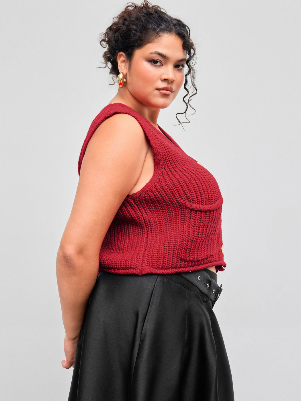 Knit V-neck Solid Button Pocket Crop Vest Curve & Plus