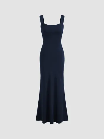 Maxikleid mit Rundausschnitt, einfarbig und Schleife auf dem Rücken