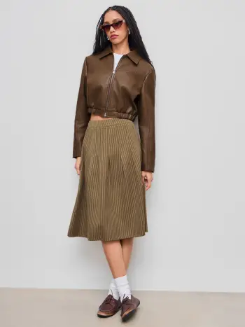 Bomber in ecopelle con cappuccio