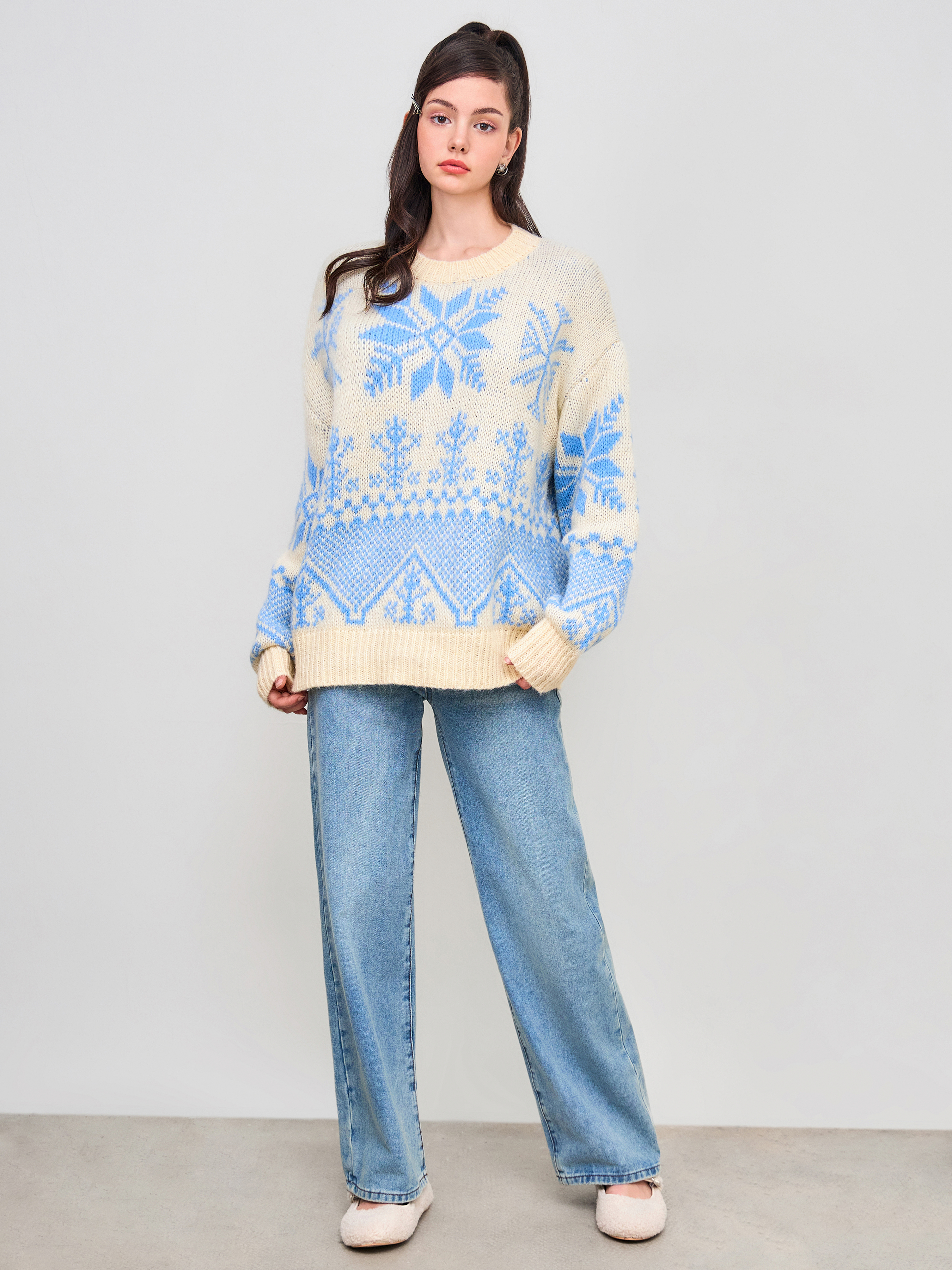 Wool-blend Round Neckline Snowflake Oversized Fair Isle Sweater