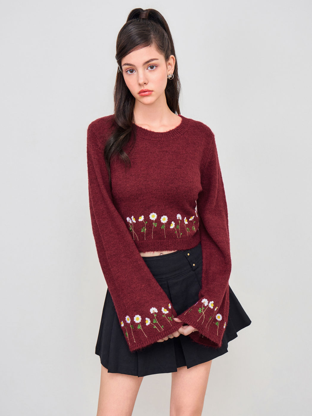 Knit Round Neckline Floral Long Sleeve Top