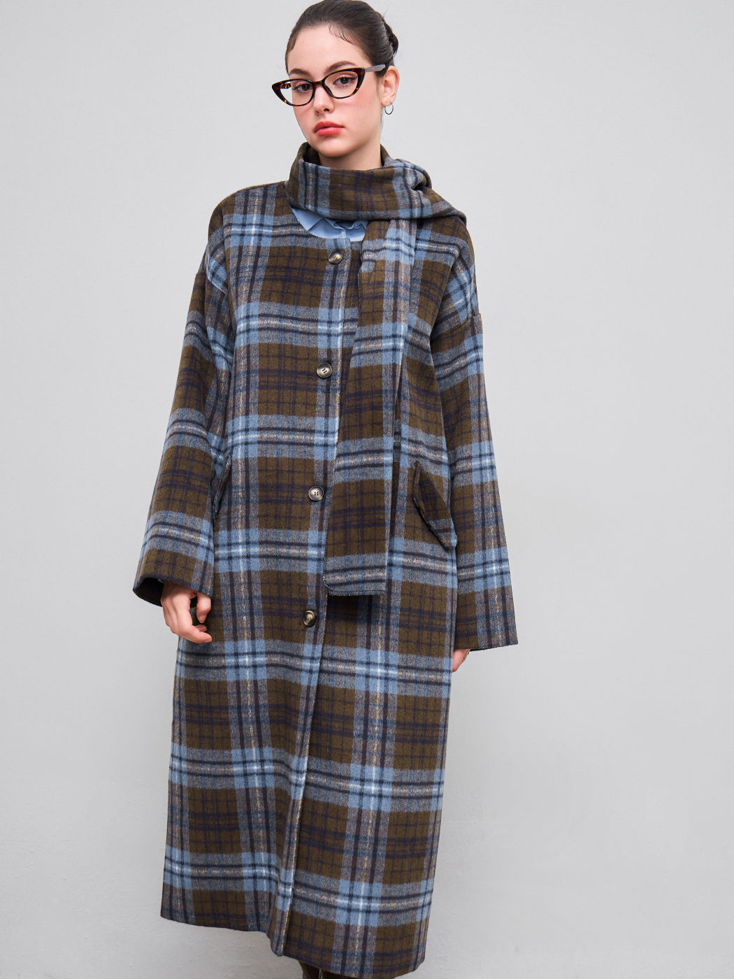Square Neck Plaid Coat With Scarf