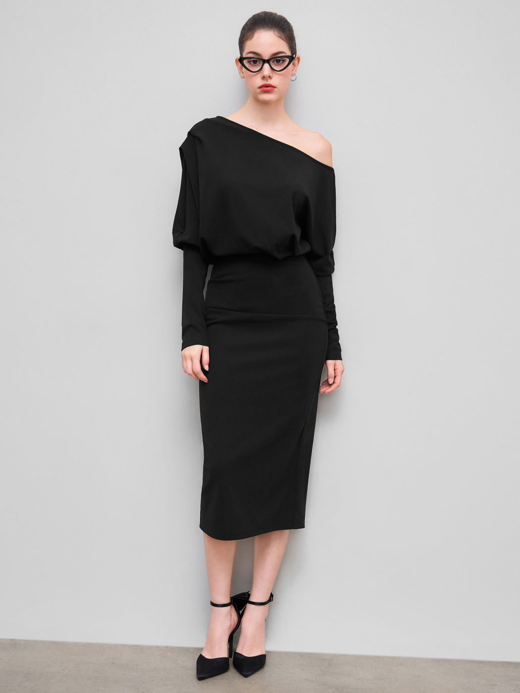 Asymmetrisches Neck Ruchedung Midikleid