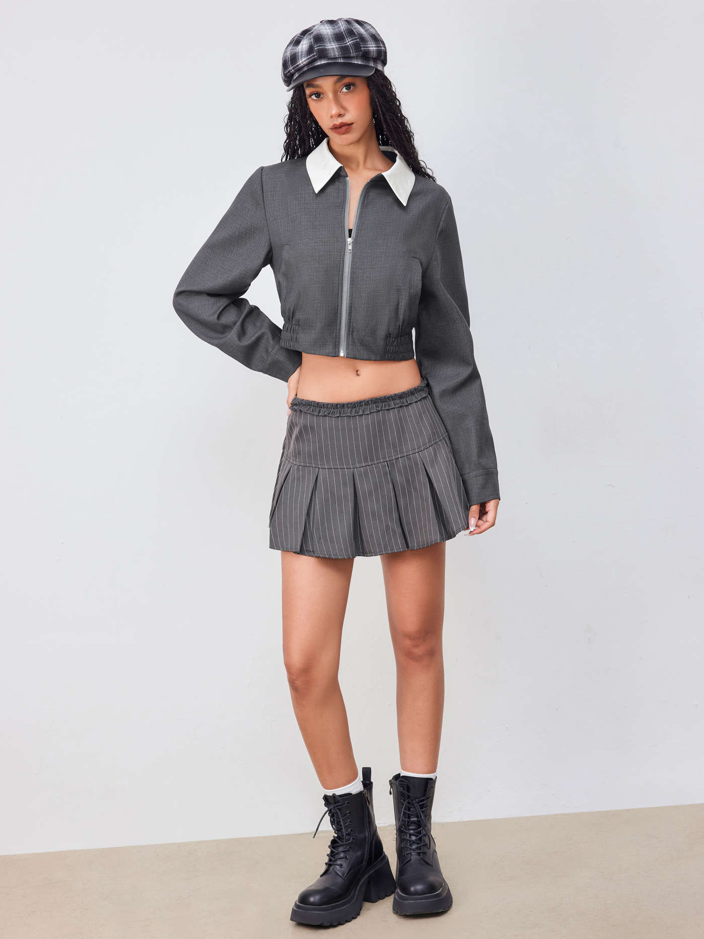 Mid Rise Stripe Pleated Mini Skirt