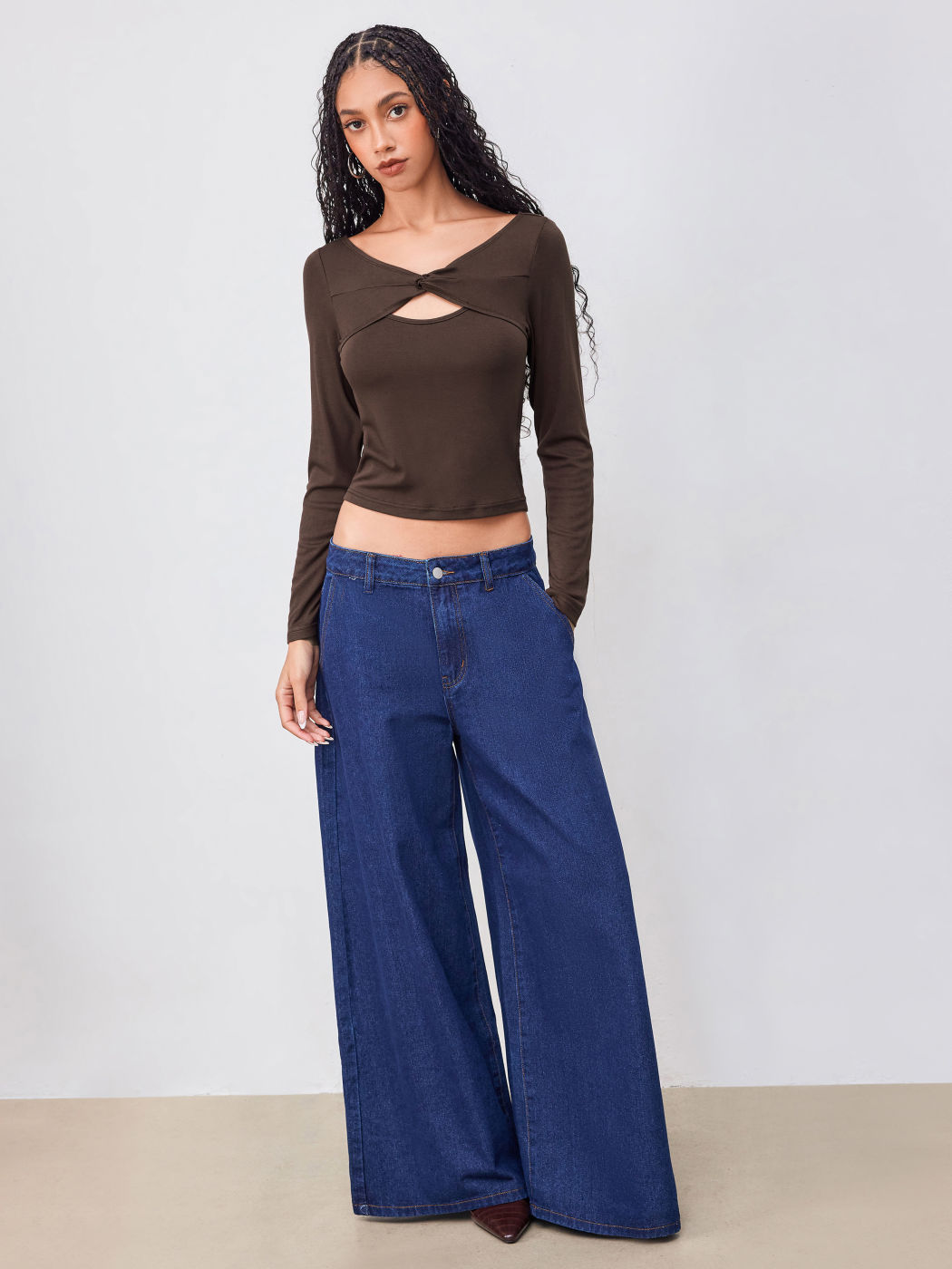 V-neck Twist Cut Out Long Sleeve Top