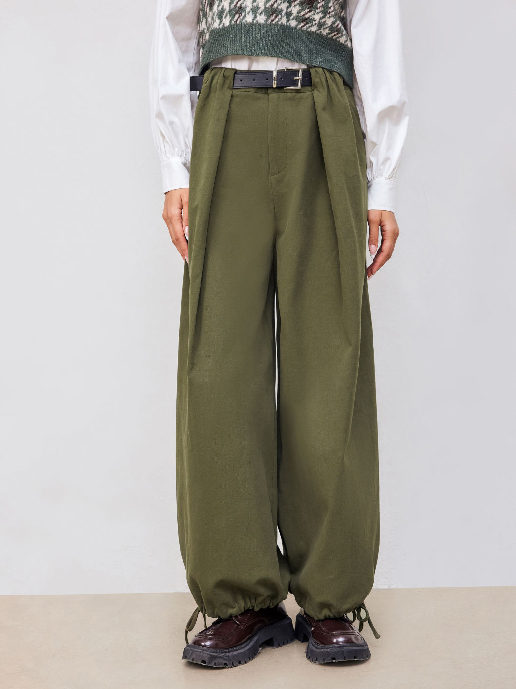 100% Cotton Mid Rise Drawstring Jogger Pants With Belt