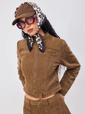 FOULARD QUADRATO CON STAMPA LEOPARDO