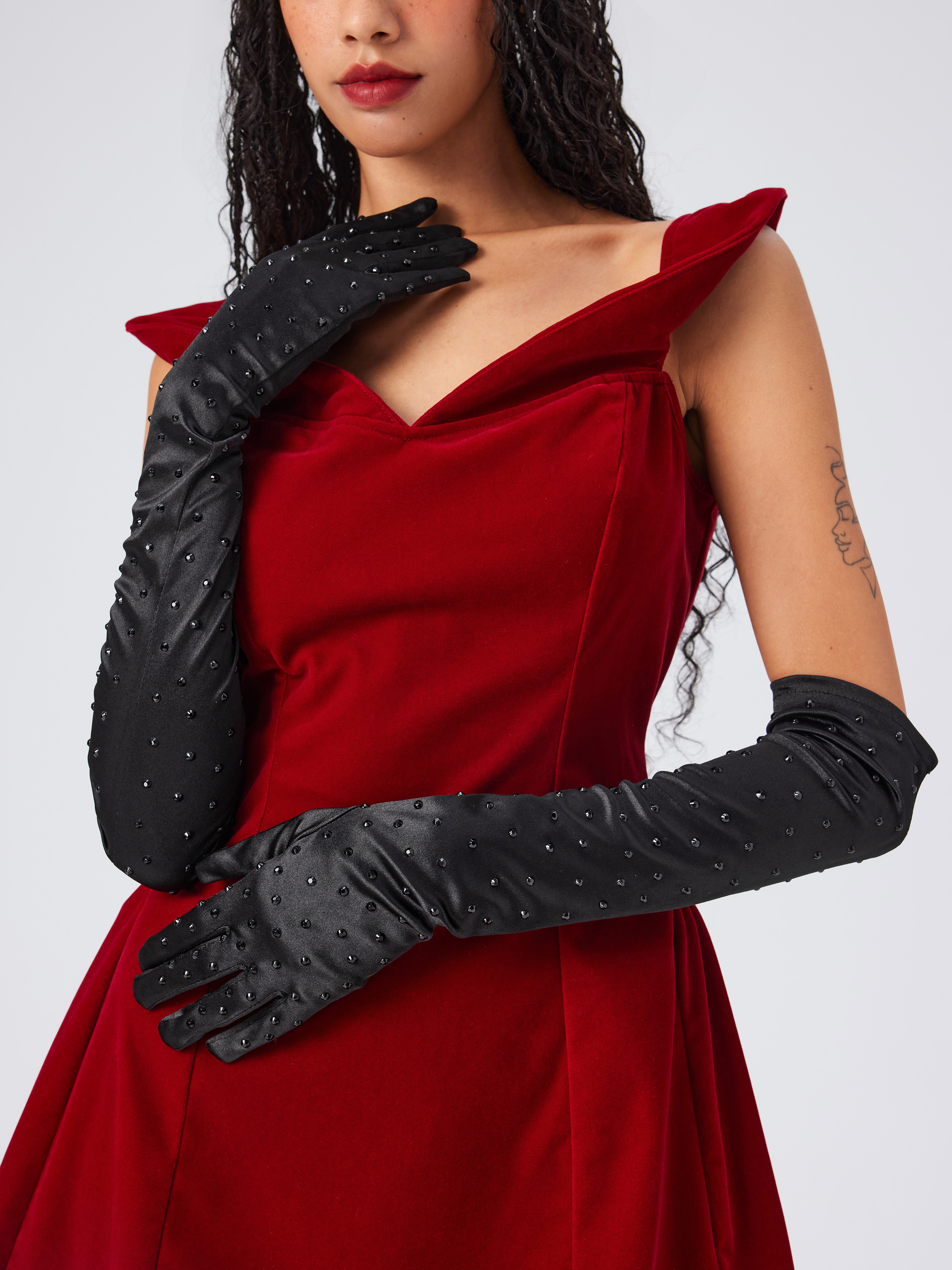 Gloves satin discount