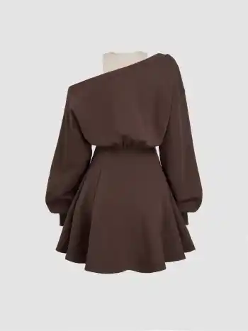Rundhalsausschnitt Asymmetrisches Rüschensaum Minikleid
