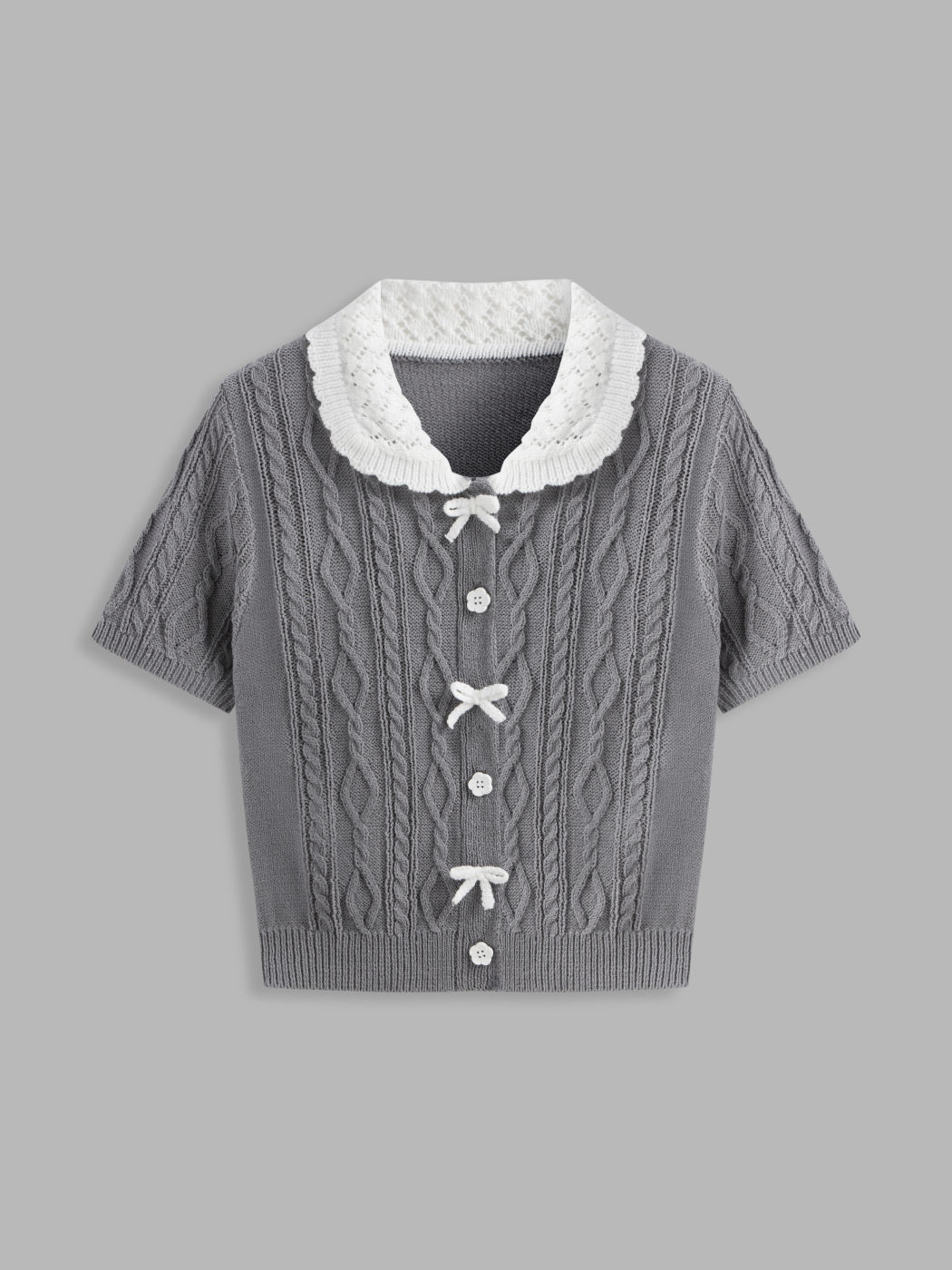 Top corto a maniche corte con colletto in maglia a trecce e fiocco