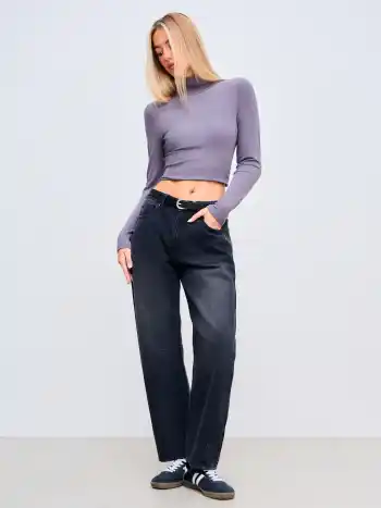Denim Low Rise Pocket Barrel-leg Jeans
