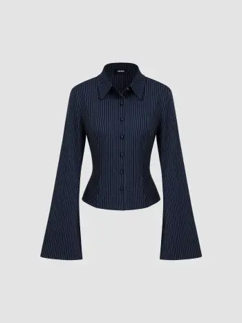 Camicia a righe con colletto e maniche a campana