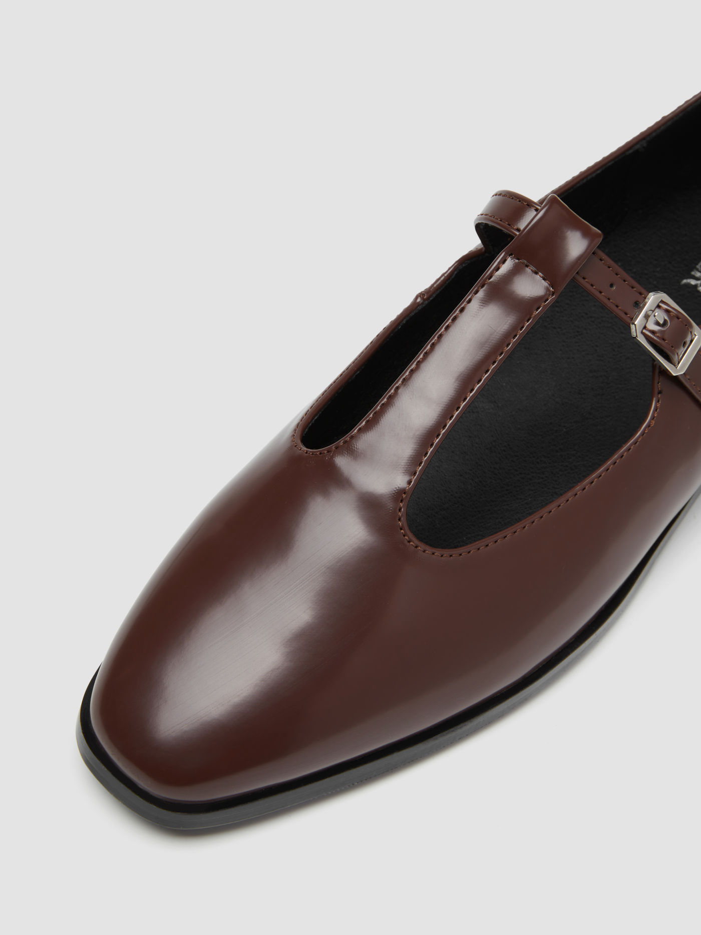 T-BAR POINT TOE MARY JANE SHOES
