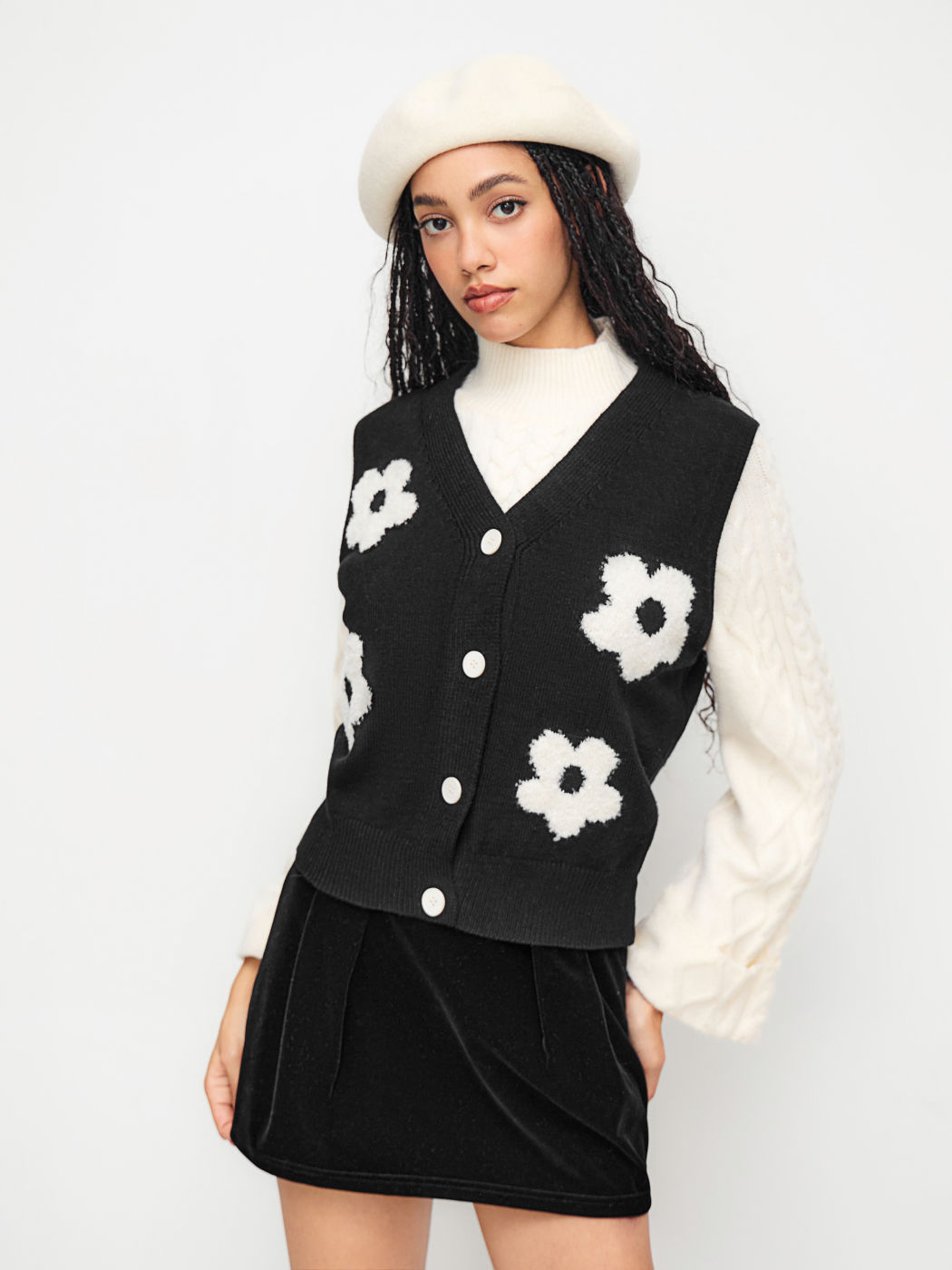 Knit V-neck Floral Colorblock Oversized Vest