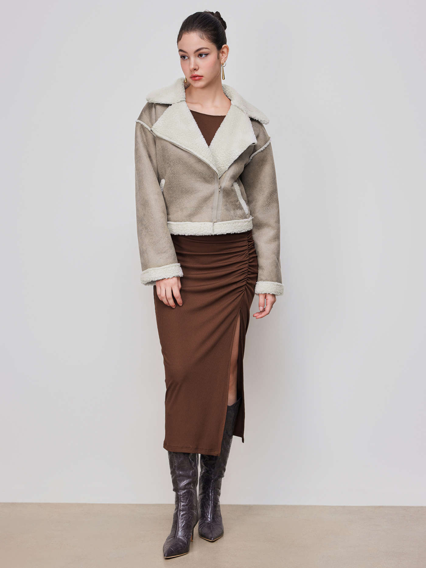 Faux Shearling Solid Contrasting Collar Jacket