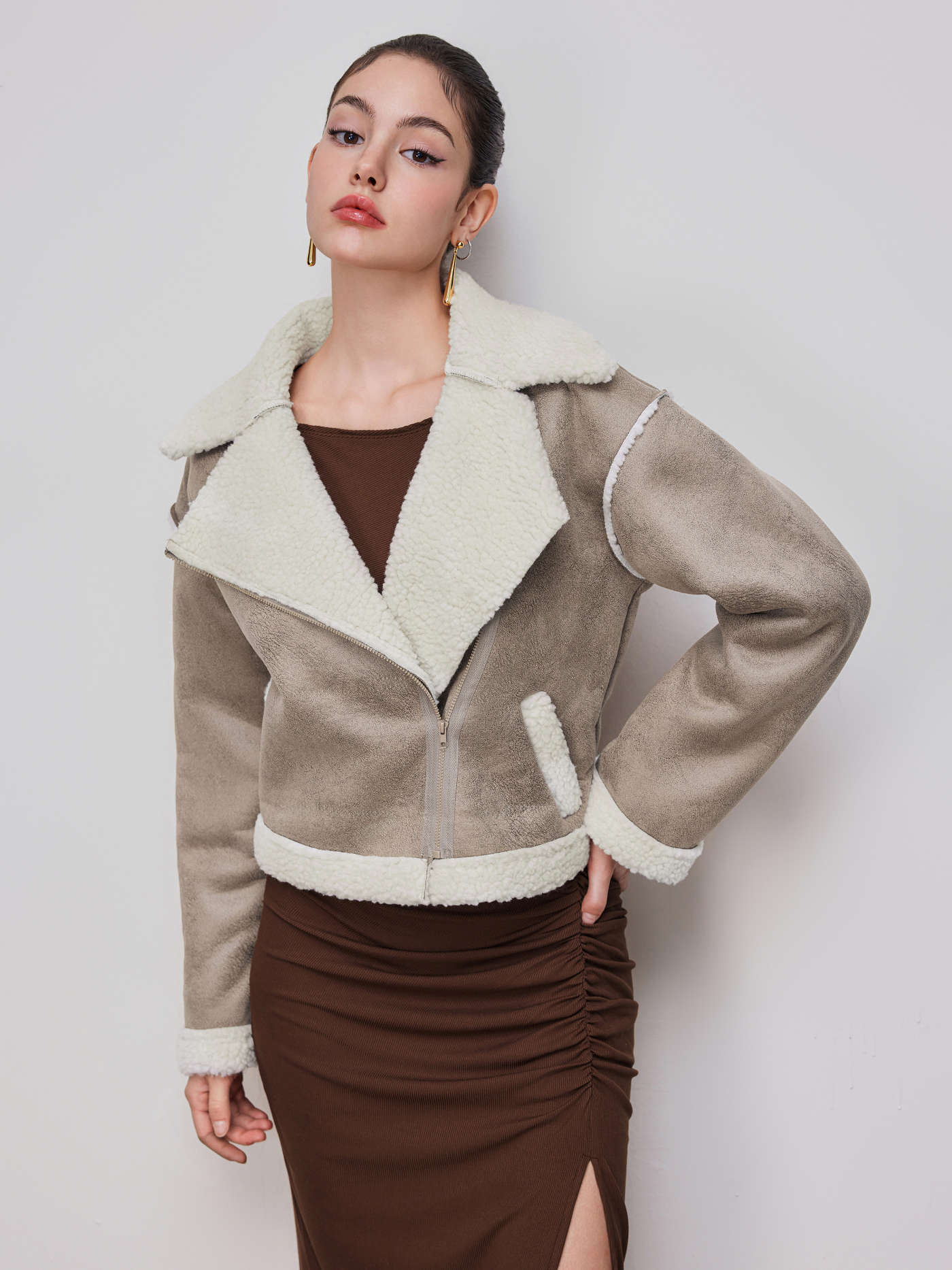 Faux Shearling Solid Contrasting Collar Jacket