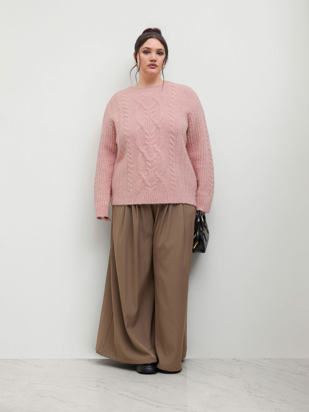 Maglione oversize con scollo rotondo in maglia a cavo Curve & Plus