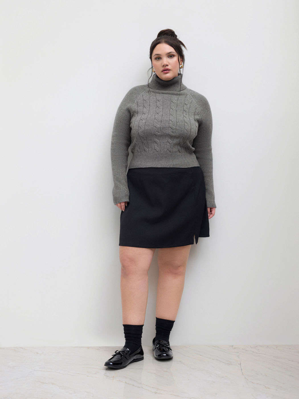 Top a maniche lunghe in maglia a cavo Curve & Plus con collo alto