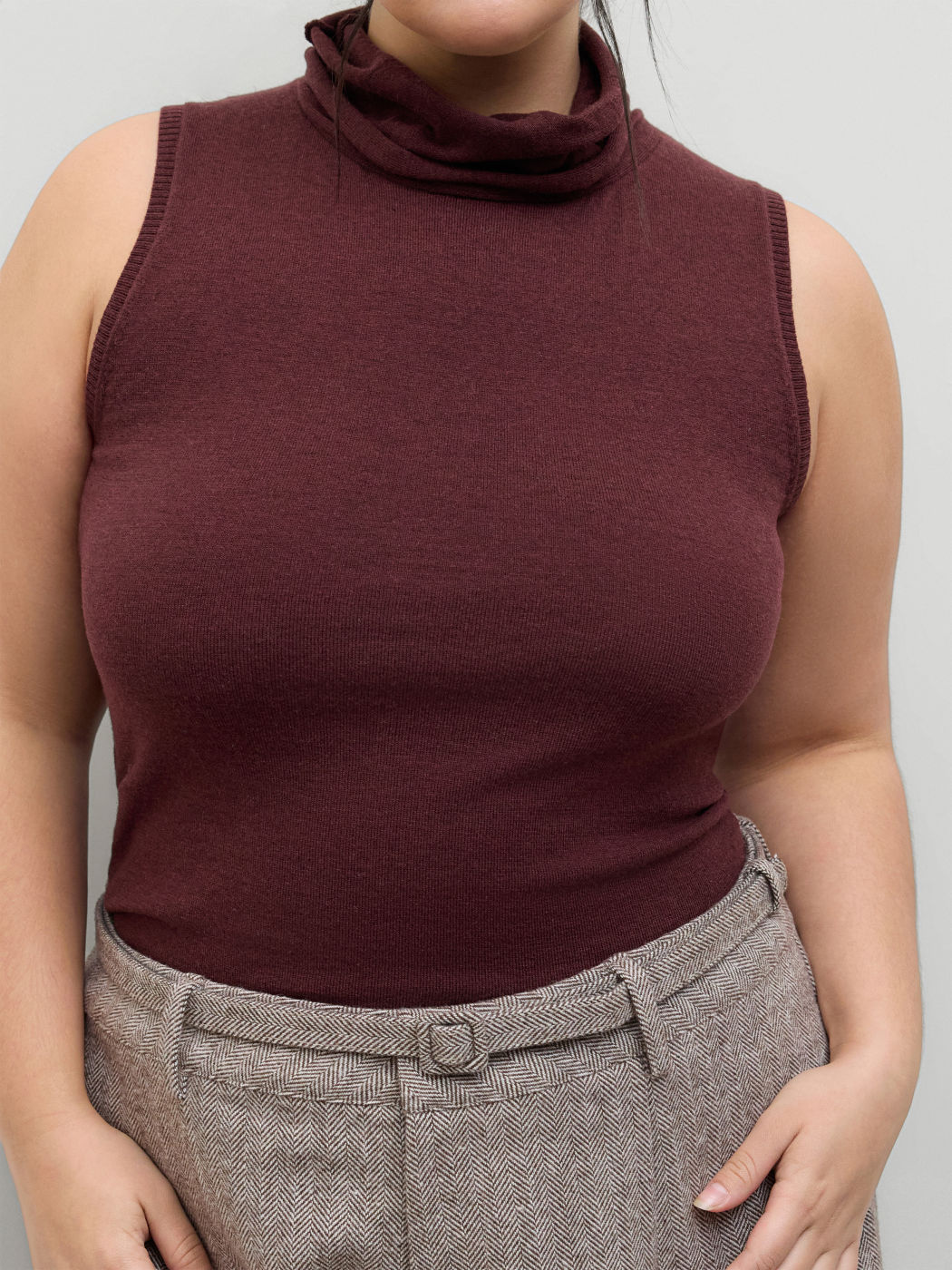 Canotta a collo alto increspata in maglia di lana Curve & Plus