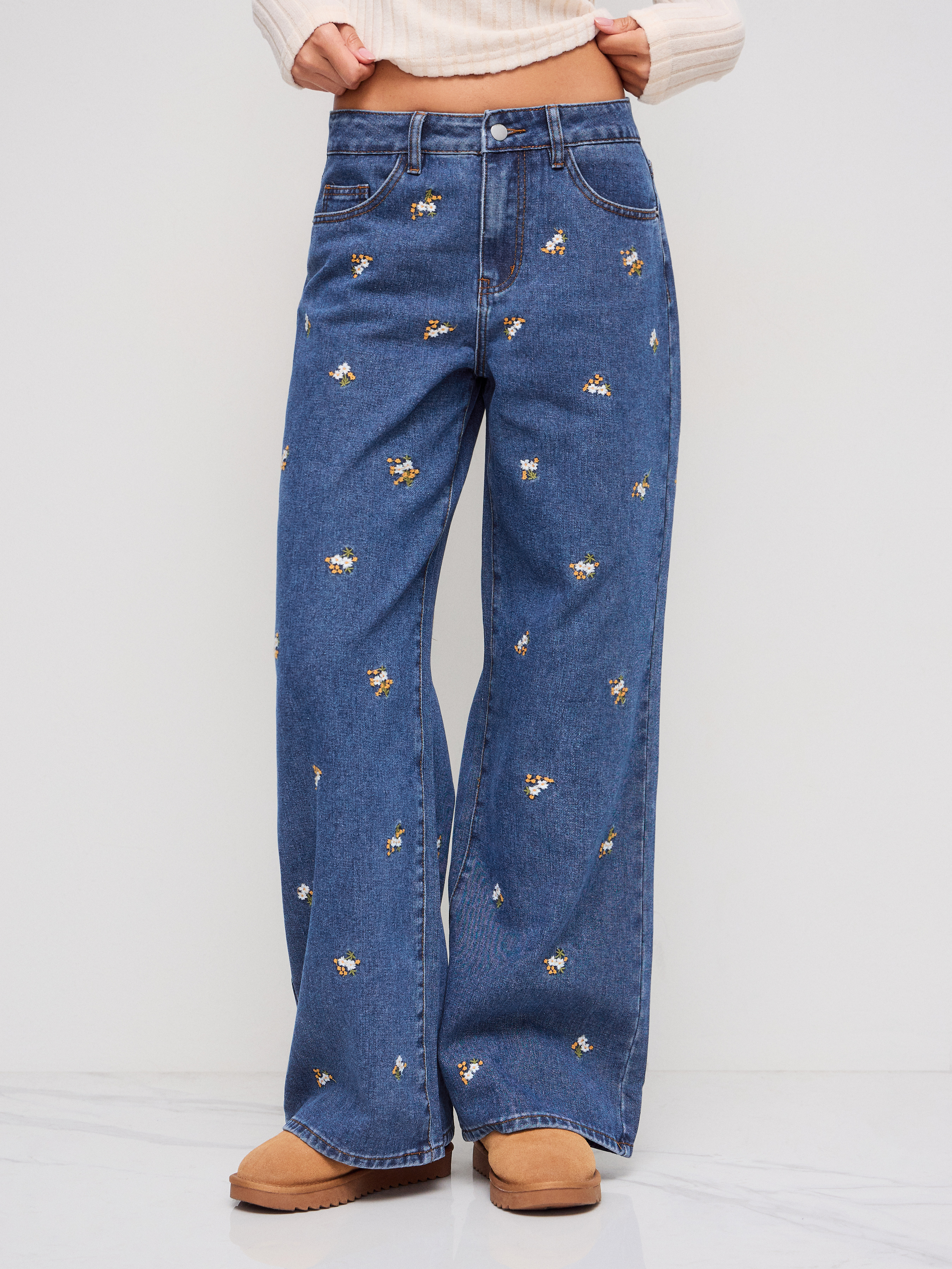 Denim Cider Denim Low Rise Floral Embroidery Wide Leg Jeans