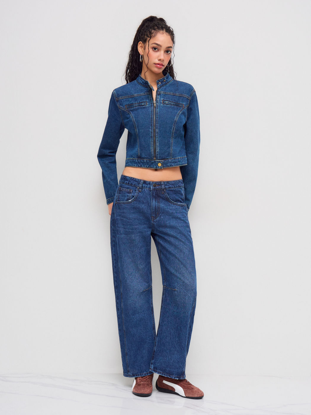 Denim Low Rise Pocket Barrel-leg Jeans