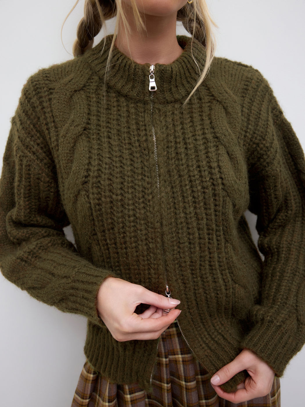 Mohair-blend Knit Round Neckline Zipper Cardigan
