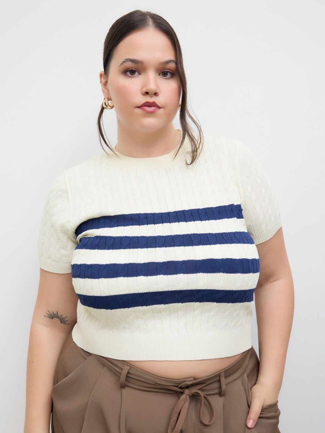 Strick Rundhalsausschnitt Gestreiftes Kurzarm Pullover Kurve & Plus
