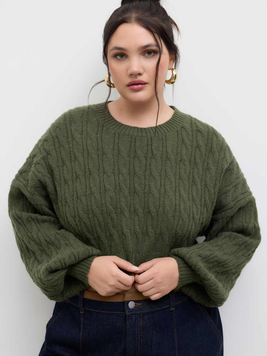 Cable Knit Round Neckline Crop Sweater Curve & Plus
