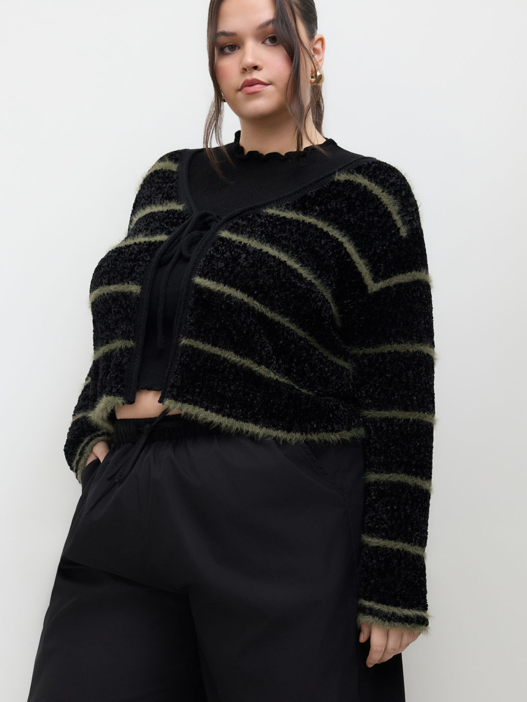 Knit V-neck Stripe Knotted Cardigan Curve & Plus