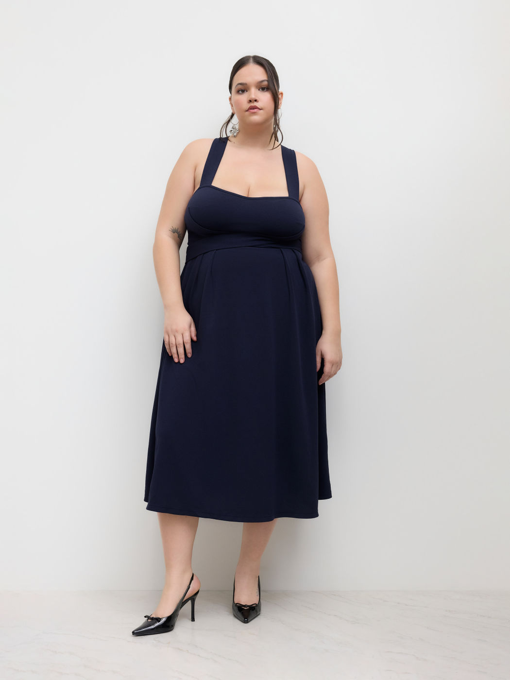 Sweetheart Criss Cross Ruffle Midi Dress