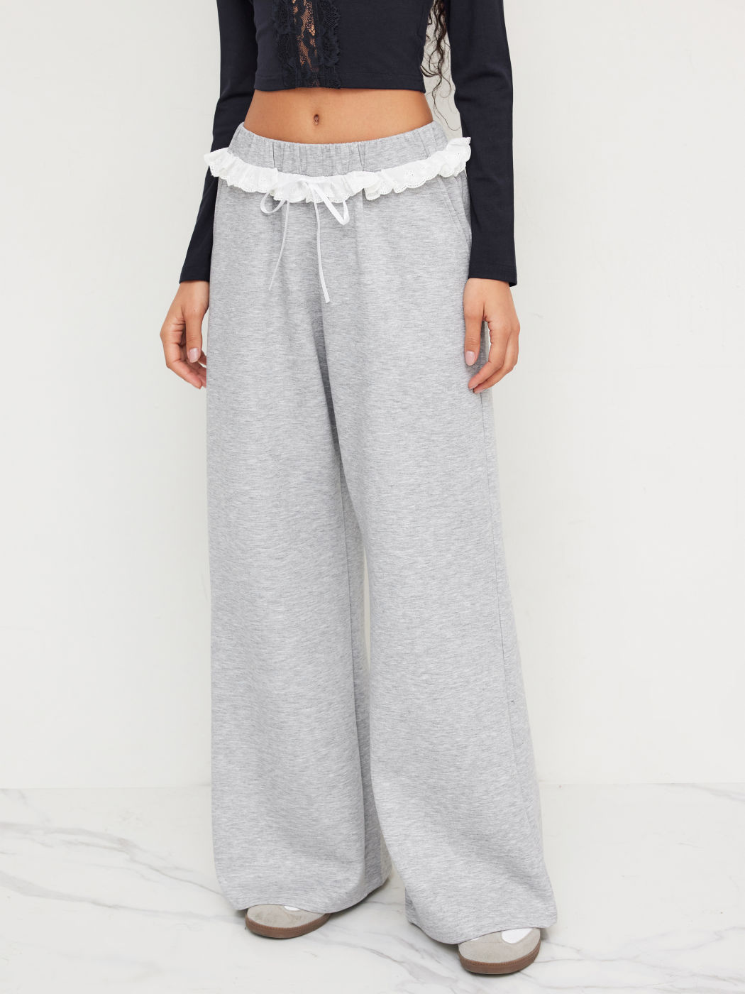 Terry Mid Rise Lettuce Trim Sweatpants